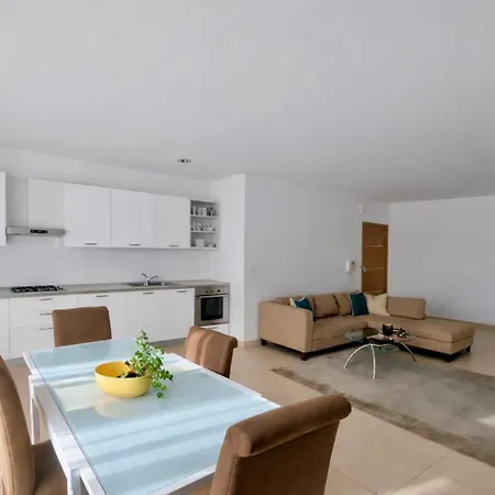 St Julian's Seafront 2br Spinola - Bbq & Peaceful *