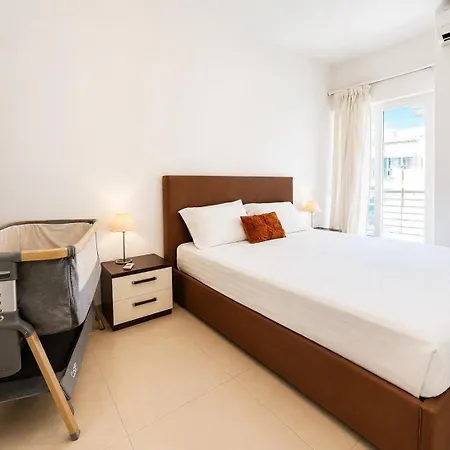 St Julian's Seafront 2br Spinola - Bbq & Peaceful 公寓 Saint Julian's