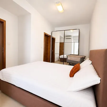 St Julian's Seafront 2br Spinola - Bbq & Peaceful 公寓 Saint Julian's