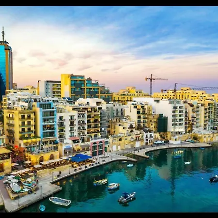 St Julian's Seafront 2br Spinola - Bbq & Peaceful 公寓 *