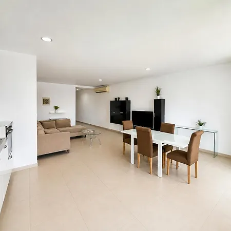 St Julian's Seafront 2br Spinola - Bbq & Peaceful