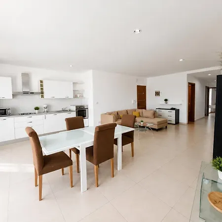 St Julian's Seafront 2br Spinola - Bbq & Peaceful * Saint Julian's